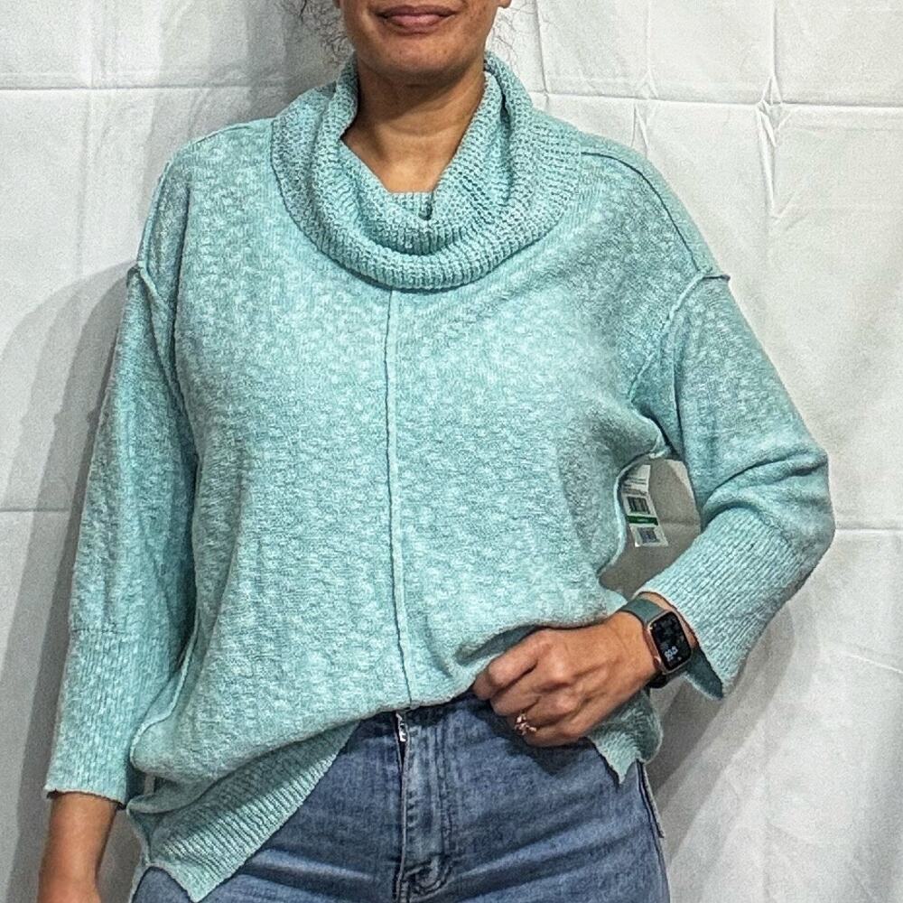 Turo by Vince Camuto Chalk Blue Exposed Seams Cowl Neck Sweater Sz L NWT
